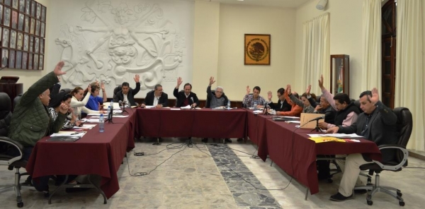 Regidores de Puerto Vallarta presentan denuncia contra el presupuesto 2015