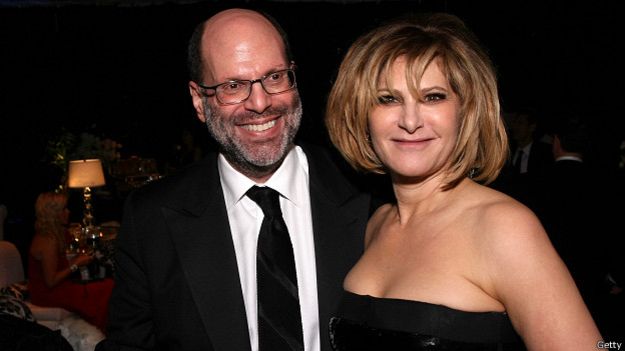 La semana pasada Amy Pascal y Scott Rudin se disculparon por unos emails en los que bromeaban con la raza del presidente de EE.UU. Barack Obama. La semana pasada Amy Pascal y Scott Rudin se disculparon por unos emails en los que bromeaban con la raza del presidente de EE.UU. Barack Obama.