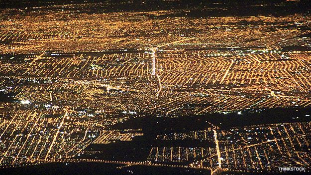 El aumento de la demanda y la construcción de nuevos edificios ponen a prueba la red energética. 