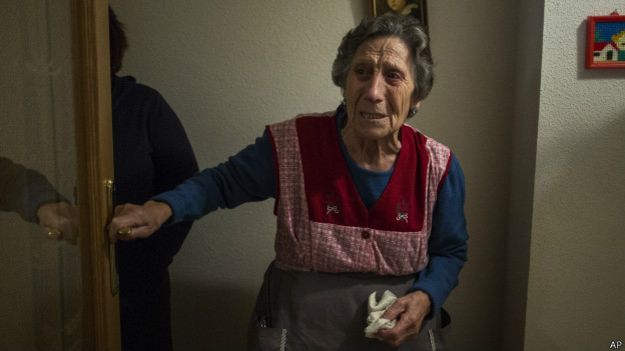 El nieto de Martínez intentó ayudarla, pero sin éxito. El nieto de Martínez intentó ayudarla, pero sin éxito.
