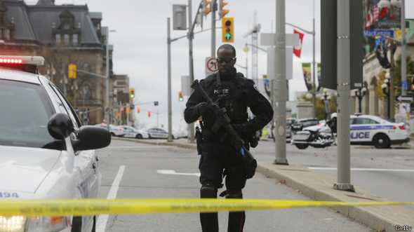 La policía canadiense dijo que la situación está La policía canadiense dijo que la situación está