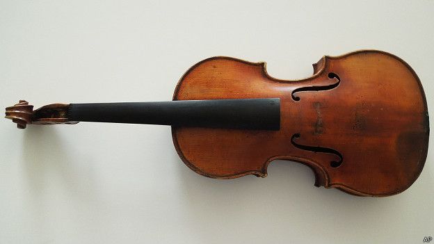 El Ames Stradivarius posee un valor incalculable. El Ames Stradivarius posee un valor incalculable.