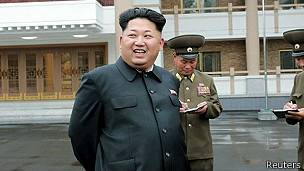Corea del Norte escogió el 15 de agosto como la fecha para el cambio, pues fue el día que Kim Il-sung, abuelo del actual presidente, Kim Jong-un, “aplastó los imperialistas japoneses”. Corea del Norte escogió el 15 de agosto como la fecha para el cambio, pues fue el día que Kim Il-sung, abuelo del actual presidente, Kim Jong-un, “aplastó los imperialistas japoneses”.