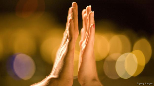Al hacer un esfuerzo consciente para amar, las personas que tienen alexitmia pueden ofrecer estabilidad en una relación. Al hacer un esfuerzo consciente para amar, las personas que tienen alexitmia pueden ofrecer estabilidad en una relación.