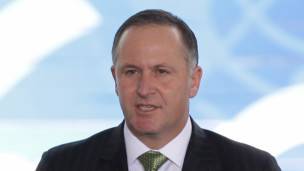 El primer ministro John Key dijo que era tiempo de cambiar la bandera nacional. El primer ministro John Key dijo que era tiempo de cambiar la bandera nacional.