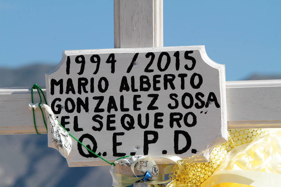 Falta de esperanza Desempleo y desesperación por una vida mejor orillaron a los hombres de esta historia al suicidio.