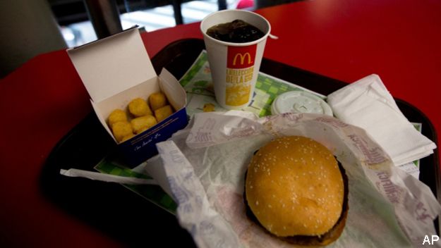 En los McDonald's de Venezuela ahora no hay papas, pero sí arepas y yucas. En los McDonald's de Venezuela ahora no hay papas, pero sí arepas y yucas.