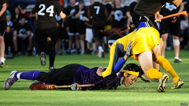A medida que aumenta la competitividad, también crece el riesgo a sufrir lesiones durante los partidos. A medida que aumenta la competitividad, también crece el riesgo a sufrir lesiones durante los partidos.
