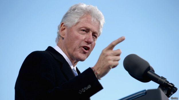 Clinton también tiene Clinton también tiene