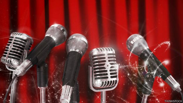 No hay que hablar como locutor de radio, pero tampoco como niño pequeño. No hay que hablar como locutor de radio, pero tampoco como niño pequeño.