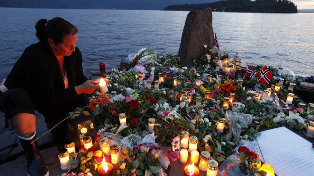 Con esta matanza, Breivik sacudió un país generalmente tranquilo y ajeno a las convulsiones internacionales.