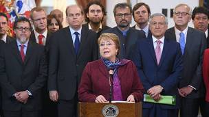 Bachelet insistió en que Chile hizo lo correcto al oponerse a que la CIJ conociera del diferendo. Bachelet insistió en que Chile hizo lo correcto al oponerse a que la CIJ conociera del diferendo.