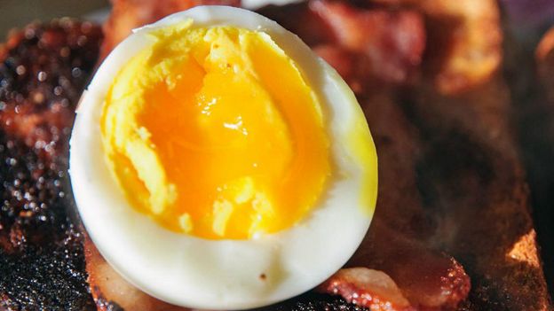 Los huevos deben estar bien cocidos para evitar salmonella. Los huevos deben estar bien cocidos para evitar salmonella.