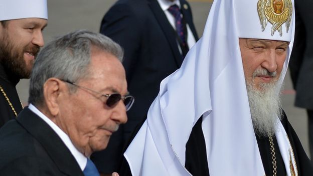 El presidente de Cuba, Raúl Castro, recibió este jueves al patriarca Kirill, de visita oficial en la isla. El presidente de Cuba, Raúl Castro, recibió este jueves al patriarca Kirill, de visita oficial en la isla.