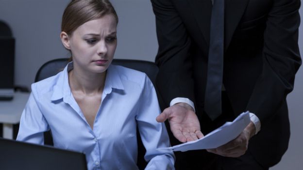 Los empleadores quieren saber si pueden confiar en que serás honesto y abierto cuando cometas un error. Los empleadores quieren saber si pueden confiar en que serás honesto y abierto cuando cometas un error.