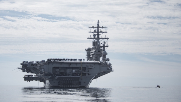 El portaviones estadounidense Dwight Eisenhower.