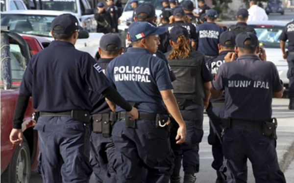 ¿Por qué se corrompe un policía en México? Estudio revela razones
