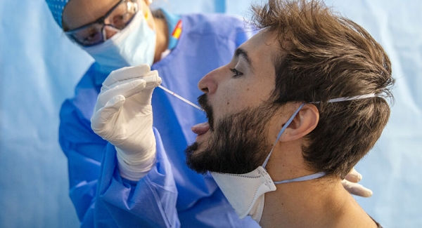 ¿Cuántos médicos han muerto por COVID-19? Radiografía por países más afectados