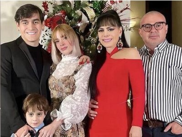 Caso Maribel Guardia sufre cambio radical; despiden a Fiscal que le entregó a su nieto