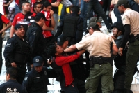 Clausuran el Jalisco por disturbio en partido Atlas-Chivas