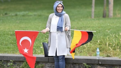 La &quot;islamización de Alemania&quot;, el plan revelado por una traductora
