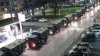 Un convoy de camiones del Ejército italiano cargado con cadáveres de los fallecidos en Bérgamo