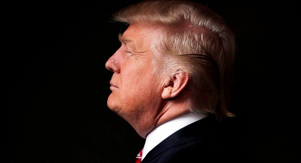 Trump quiere aplicar a México tasa de importación de 20% para pagar muro