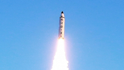 Lanzamiento de prueba del misil Pukguksong-2 en febrero de 2017.