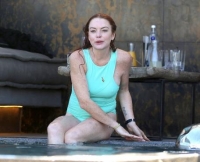 Lindsay Lohan, sumergida en un cuerpo decadente