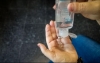 La comercialización de metanol como etanol se dio debido a que este último se escaseó tras la contingencia sanitaria.