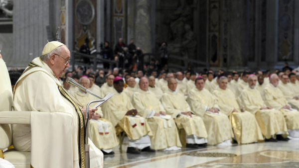 Denuncian un &quot;plan secreto&quot; en el Vaticano para forzar la dimisión del papa Francisco