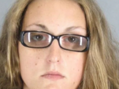 Empleada de McDonald&#039;s da a luz en el trabajo y trata de deshacerse del recién nacido por el inodoro