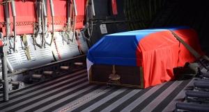 Llega a Rusia el avión con el cuerpo del piloto ruso del Su-24