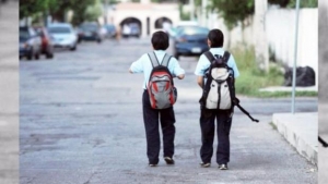 ¿Te quedaste chaparrito? ¡La culpa fue de tu mochila!