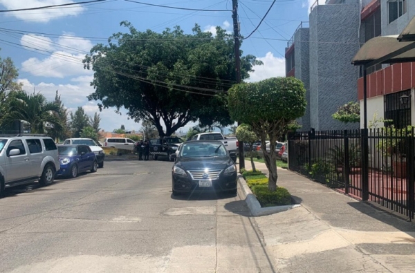 Roban 600 mil pesos en Jardines del Country