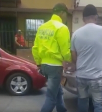 Violaba a sus hijos mientras un &quot;amigo&quot; grababa los abusos para venderlos como pornografía