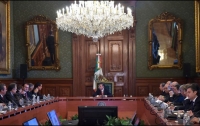 La ‘austeridad republicana’ comenzará con las percepciones del presidente y afectará hasta las plazas de Dirección General adjunta.