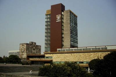 Asesinan a un trabajador (Jefe de Servicios Químicos) en la UNAM