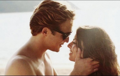 Pareja. Diego Boneta e Isabel Burr, en los roles de Luis Miguel y Adela Noriega.