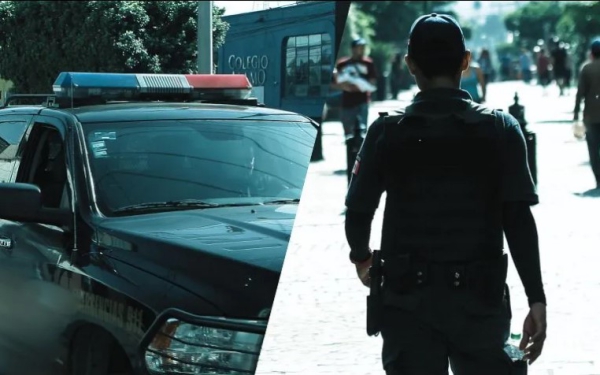 Personal de Servicios Médicos municipales también acudió al lugar y confirmó la muerte de la mujer.