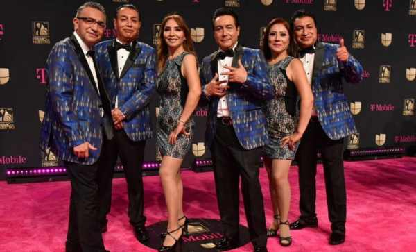 Los Ángeles Azules se vieron inmersos en la polémica por su tema &#039;17 años&#039;