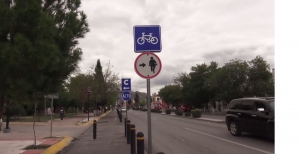 La ciclovía está ubicada sobre el Paseo Simón Bolívar en Chihuahua, Chihuahua.
