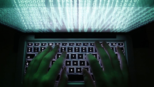 &#039;Hackers&#039; intentan desconectar Internet a nivel global derribando los pilares que lo sostienen