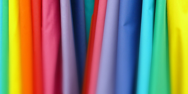 SAT detecta red de evasión en industria textil