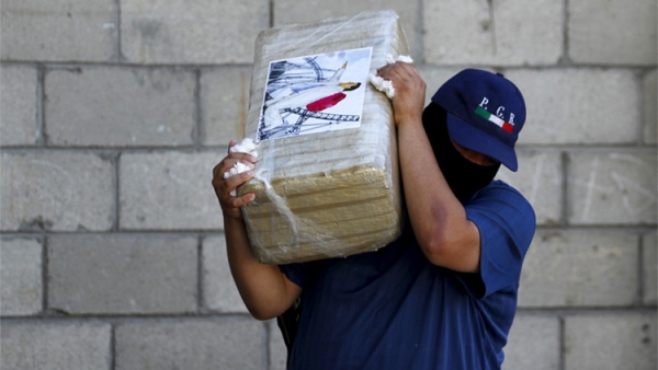 El ingenio del narco: En México hallan una bazuca de fabricación casera para traficar droga hacia EE.UU.