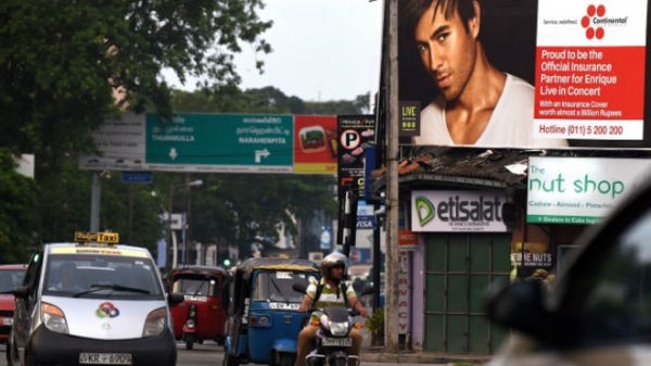 El concierto de Enrique Iglesias en Colombo forma parte de su gira mundial &quot;Sex and Love&quot;.