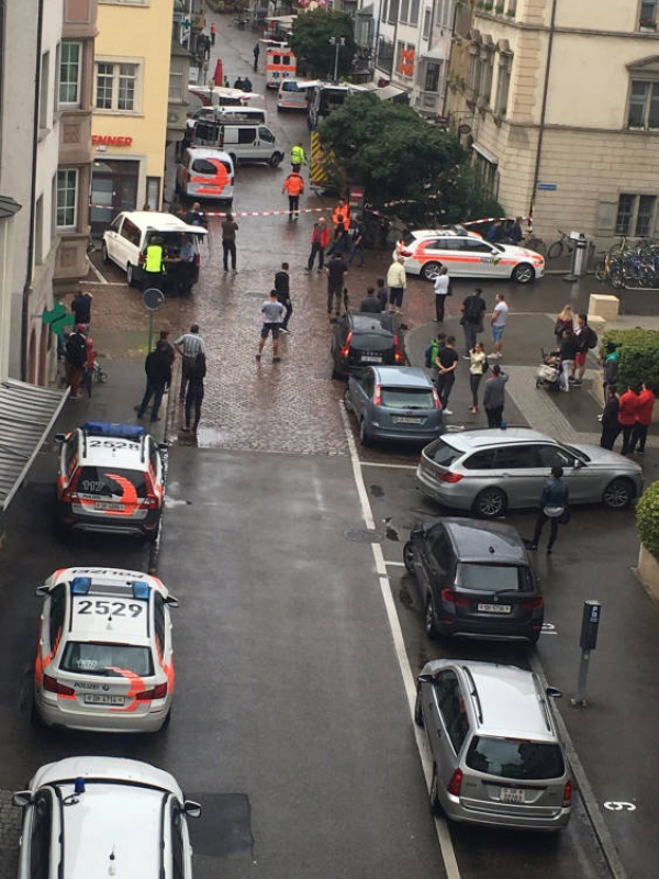 La policía acordona el lugar del ataque