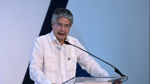 Guillermo Lasso durante una rueda de prensa celebrada en Santo Domingo (República Dominicana), el 25 de marzo de 2023.