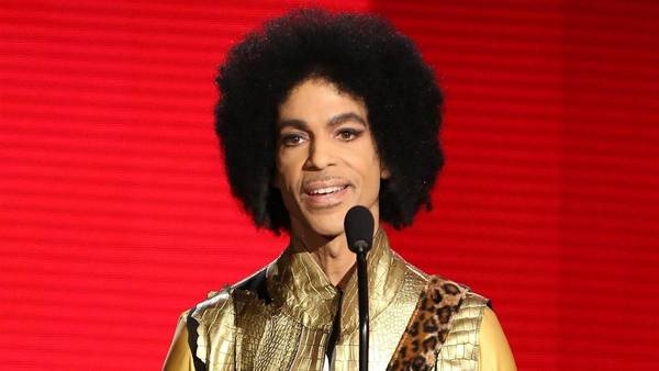 Prince, en una entrega de premios en 2015