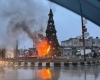 Srios se manifiestan en Damasco para protestar por la quema del árbol de Navidad en Hama